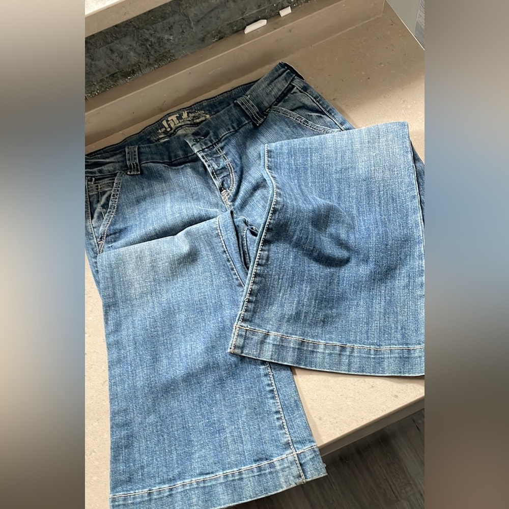 Coachella bell bottom jeans size 30